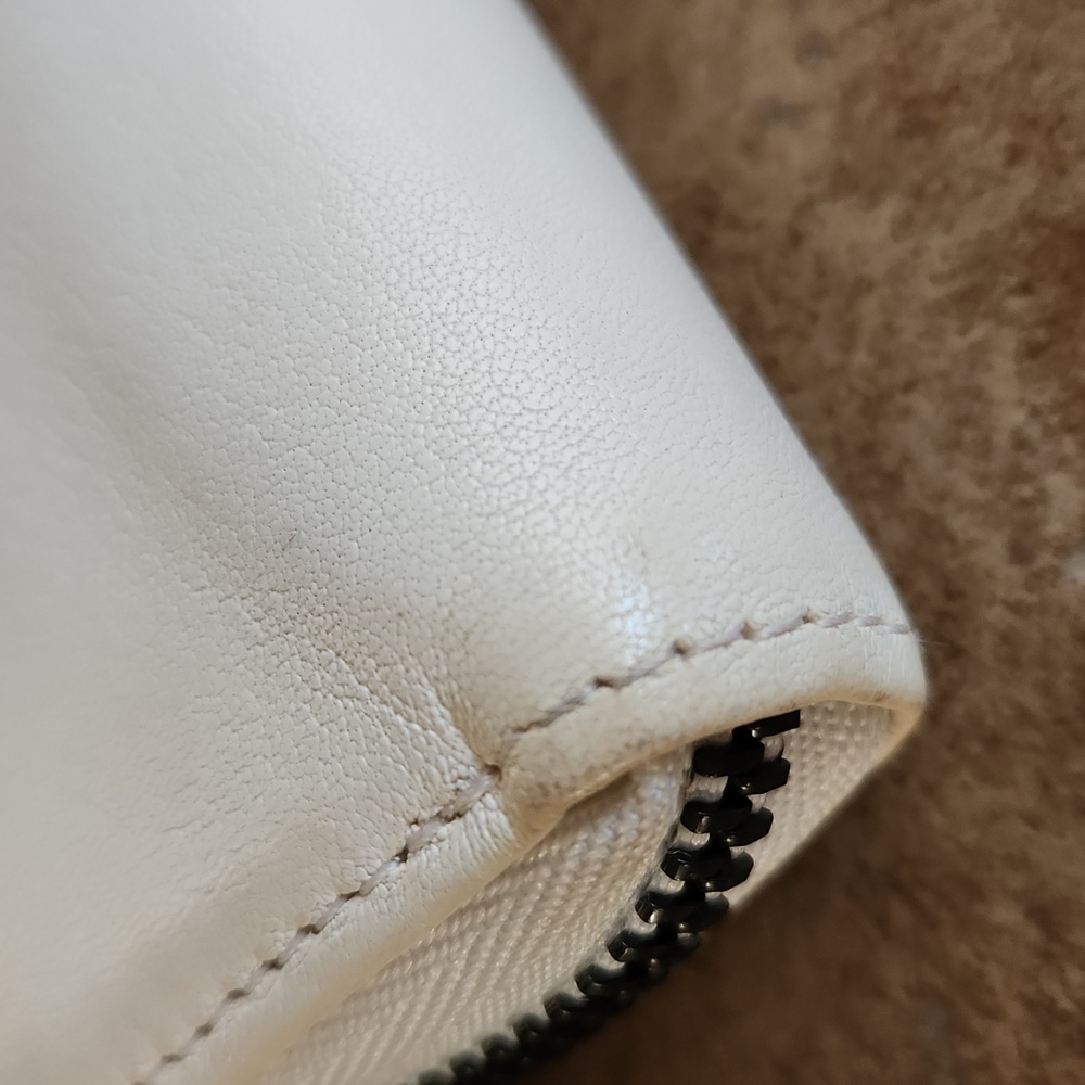 LONGCHAMP White Leather Wallet with Embossed Logo - Picture 6 of 16
